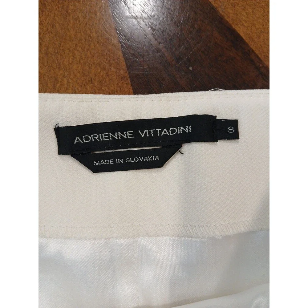 Adrienne Vittadin Skirt Ivory Cream White Size 8 Virgin Wool Silver Logo Buckle